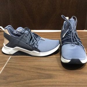 Reebok training Sneakers. Size 7